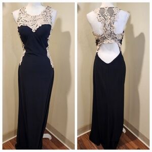 FIESTA Elegant Black  and Cream Lace Gown Prom Dress Size M